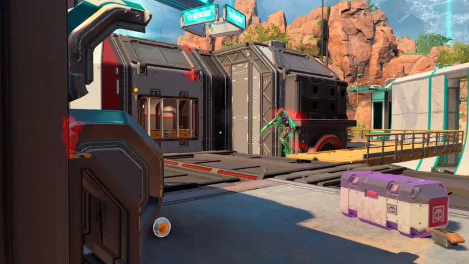 Apex Legends Cheats ESP — highlighted enemy and epic loot death box