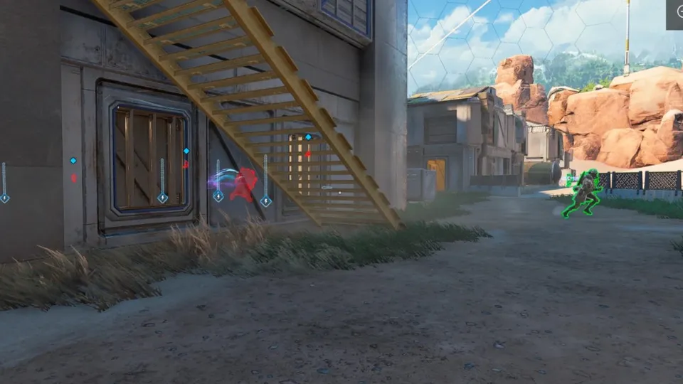 Apex Legends Cheats ESP — green and red player outlines with health bars outdoors